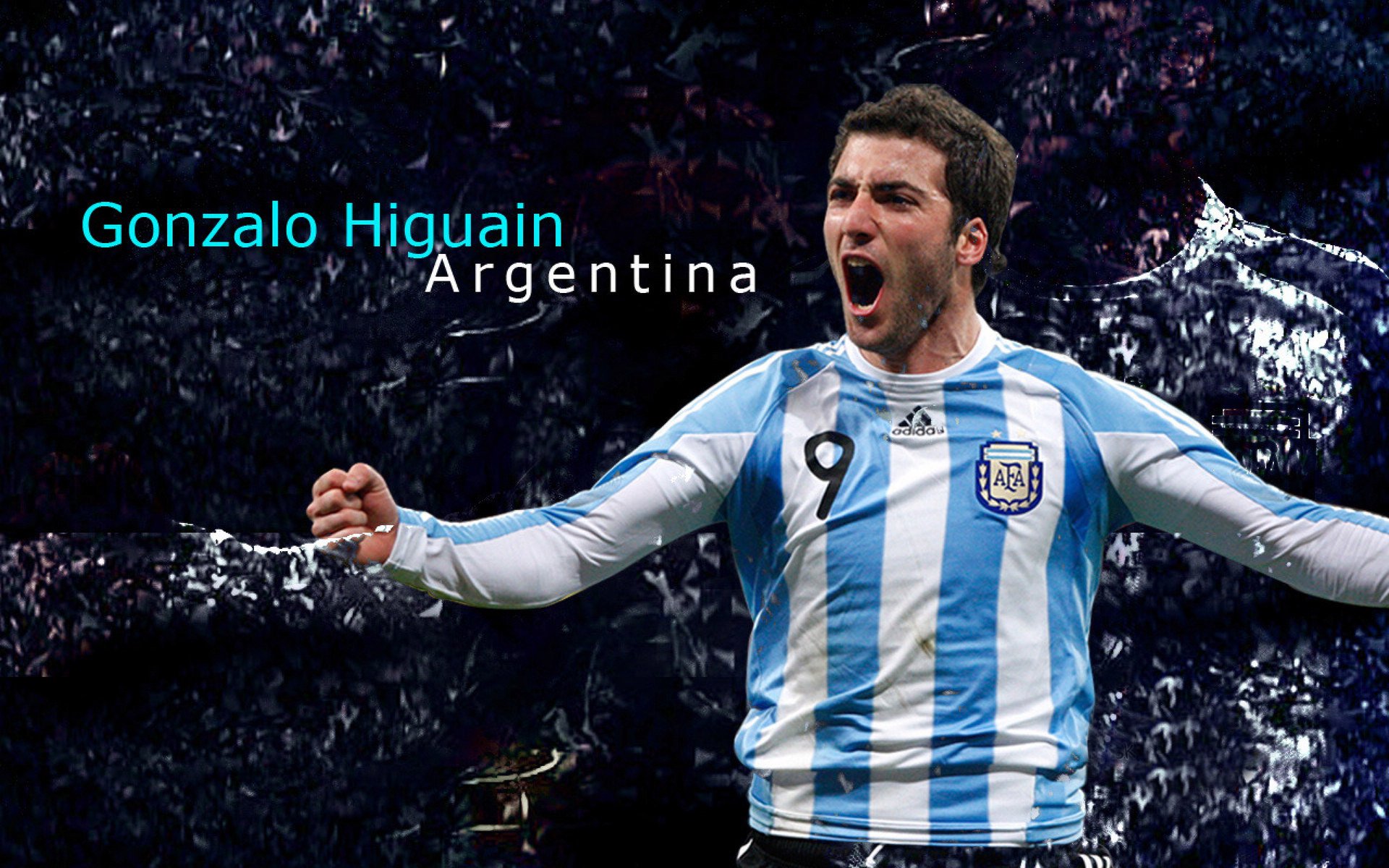 球员在中超赛场上表现稳定成为球队主力，中超球员怎么去客场比赛