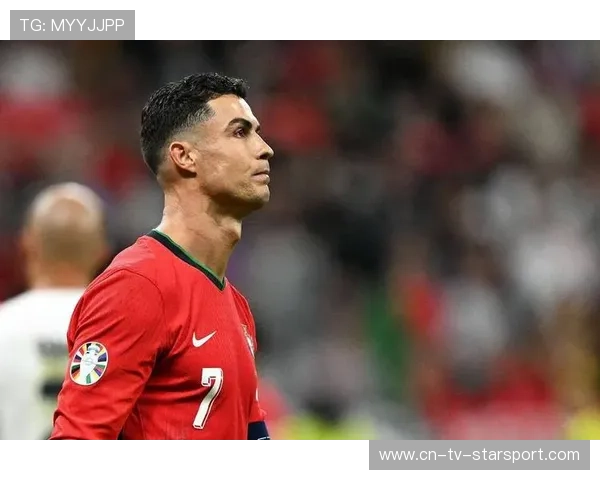 C罗依旧能摧毁任何后防：足球巨星的不败传说