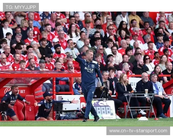 门将传奇或回归英超，球迷沸腾