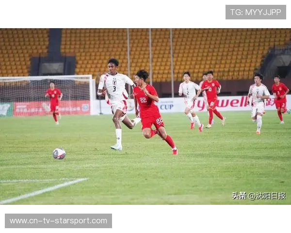 中国足球比赛日媒体报道的即时性与深度兼顾机制，足球比赛国内