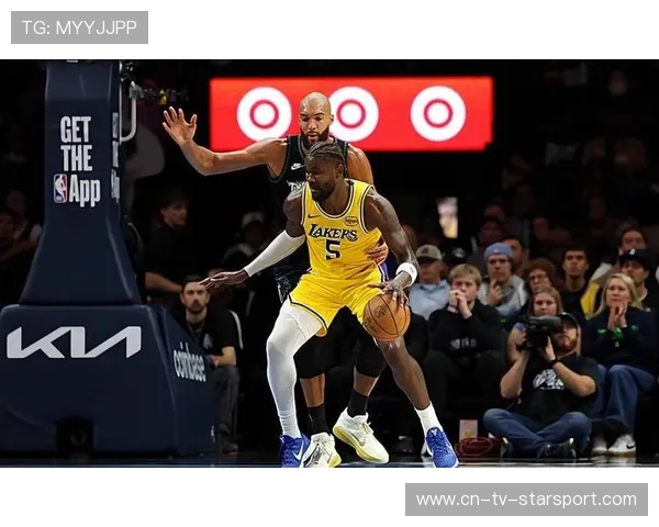 坏消息！湖人备战热火，艾顿出现在伤病名单中，艾顿加盟湖人