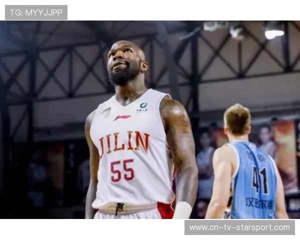 新疆确定第三名外援，2米01锋线杀手来袭，上赛季数据亮眼